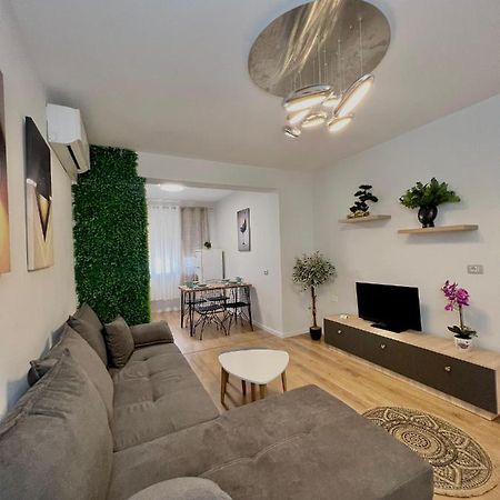 Pine Apartment Tirana Exterior photo