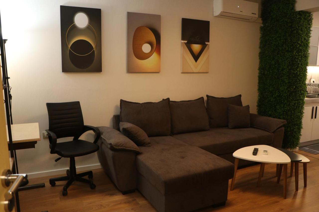 Pine Apartment Tirana Exterior photo